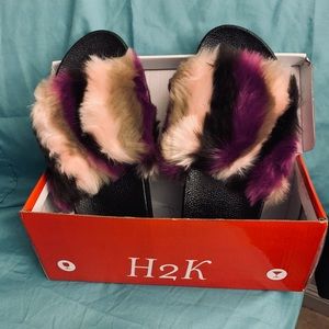 Fuzzy fur slipper